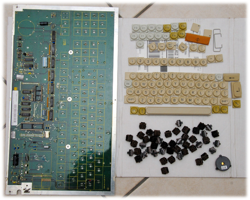 Siemens-Tastatur in Einzelteilen